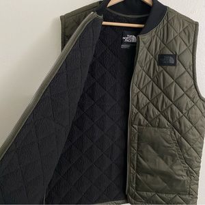 The North Face cuchillo insulated vest